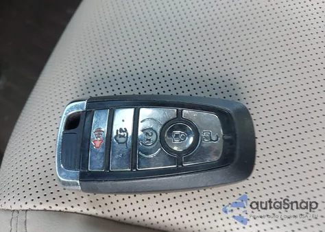 2020 Lincoln Corsair Standard z USA, uszkodzony, nr VIN 5LMCJ1C94LUL18512